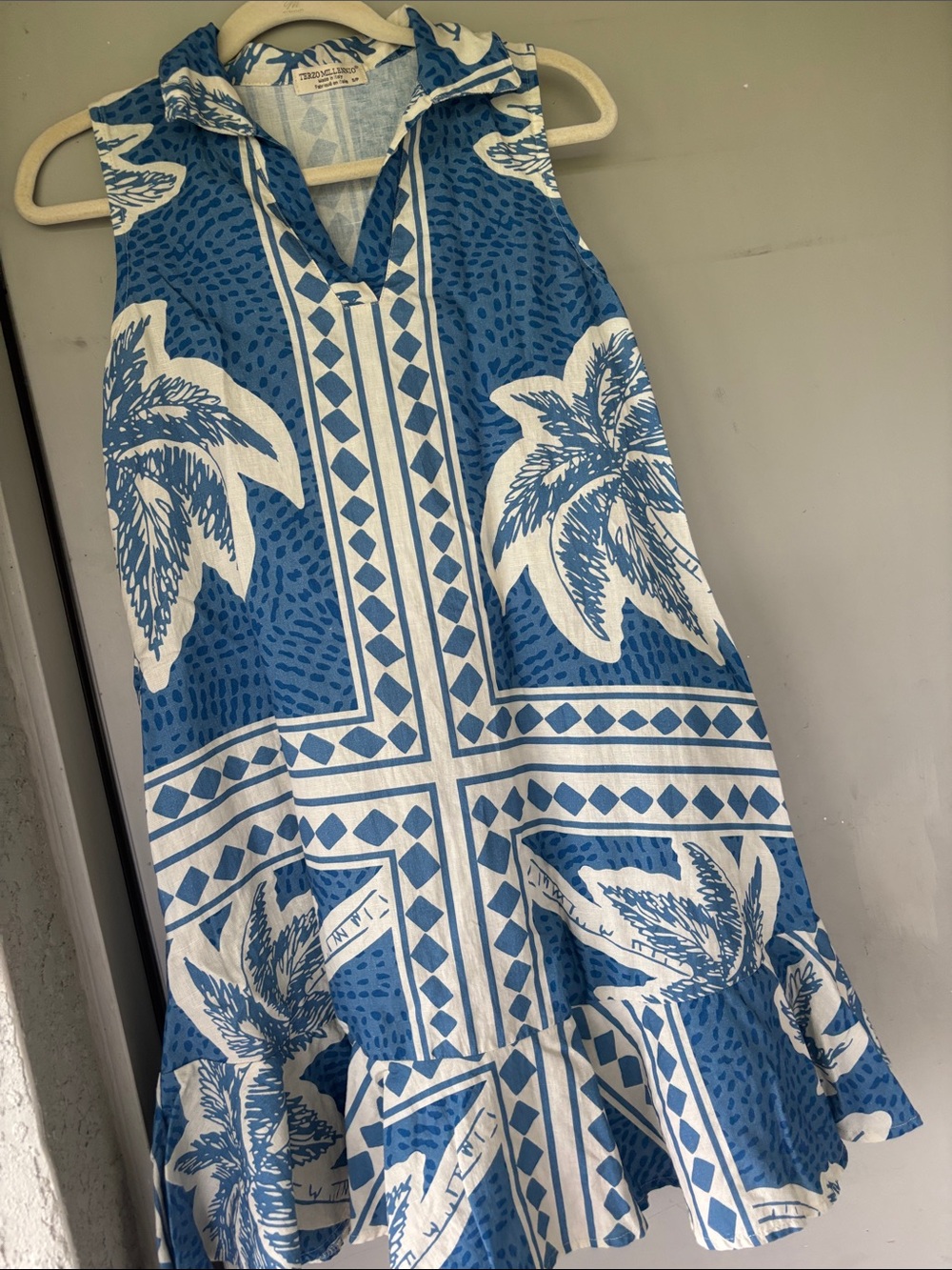 Terzo Millennio blue and white tropical dress made in Italy - Picture 3 of 7